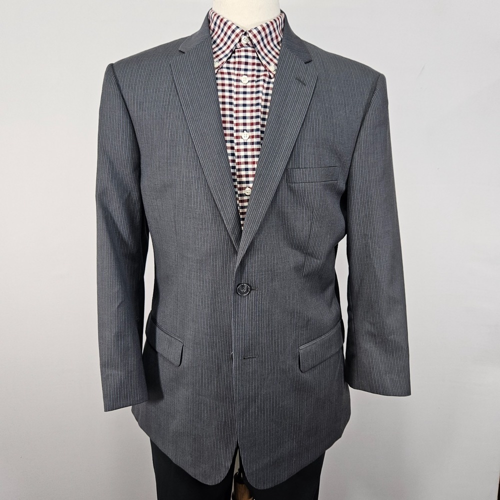 Jos A Bank Men's Sport Coat Blazer Two Button‎ Gray Striped Wool Slim fit 42XS